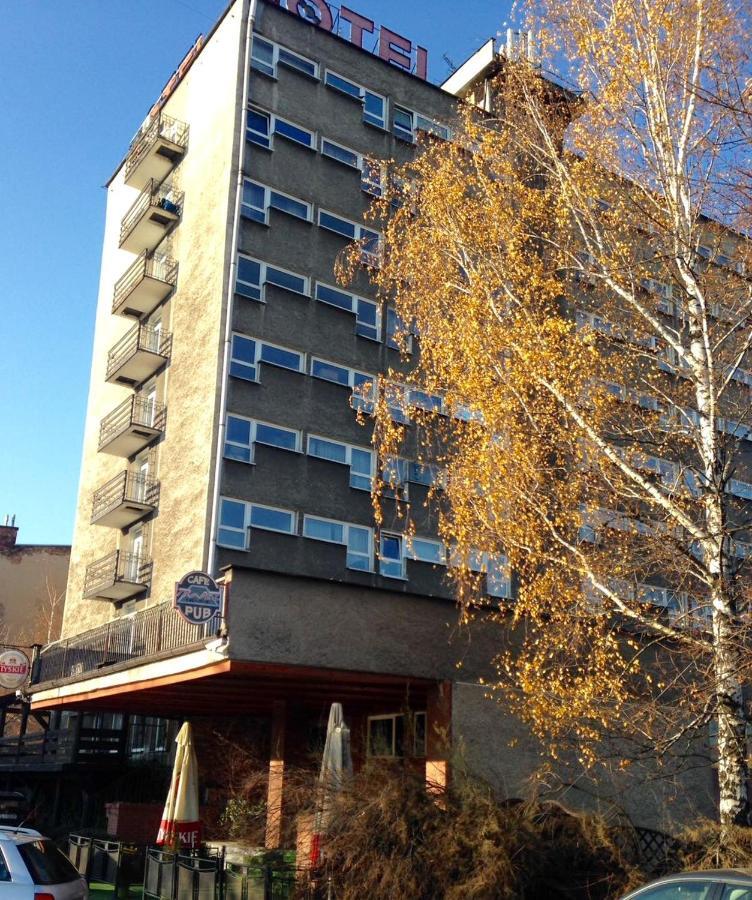 Gosciniec Raciborski Racibórz Exterior foto